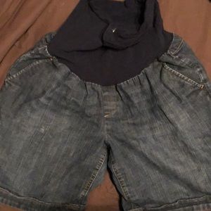 Denim Bermuda shorts (maternity)